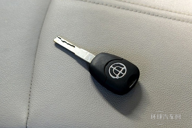 2012款 1.5T 手動舒適型