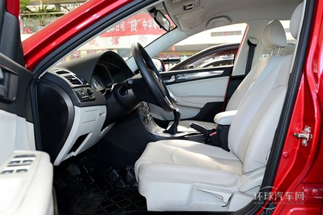 2012款 1.5T 手動(dòng)舒適型