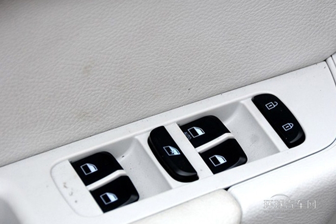 2012款 1.5T 自動豪華型