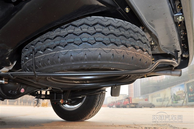 2010款 2.0L標準軸高級版V19