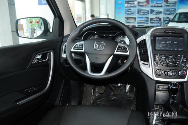 2013款 S350 2.4T 兩驅(qū)手動柴油豪華版5座