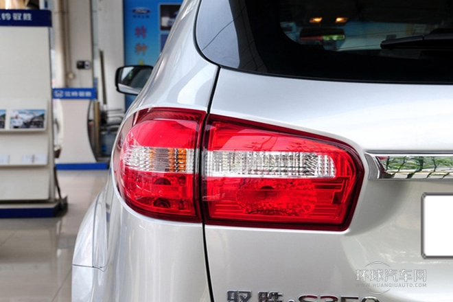 2013款 S350 2.4T 兩驅手動柴油豪華版5座