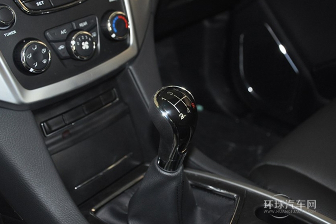 2013款 S350 2.4T 兩驅(qū)手動(dòng)柴油豪華版7座