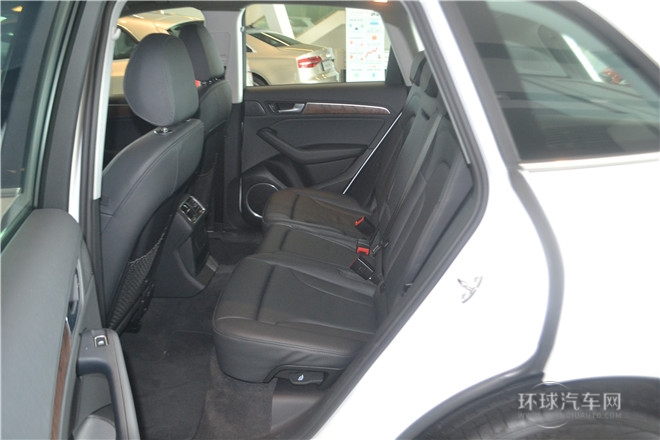 2013款 40 TFSI 舒適型