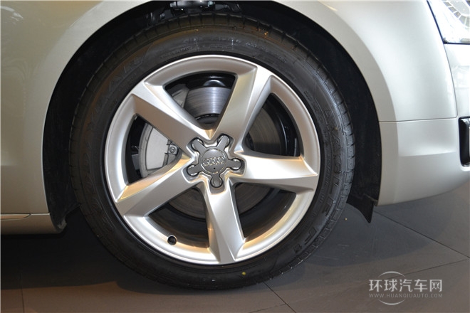 2013款 A8L 45 TFSI quattro豪華型