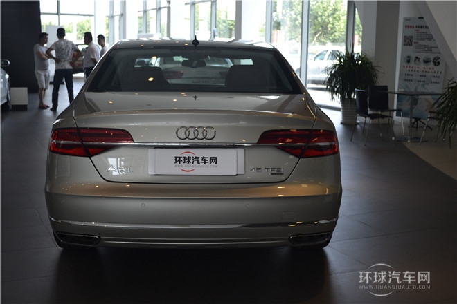 2013款 A8L 45 TFSI quattro豪華型