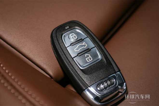 2013款 Coupe 50 TFSI quattro風(fēng)尚版