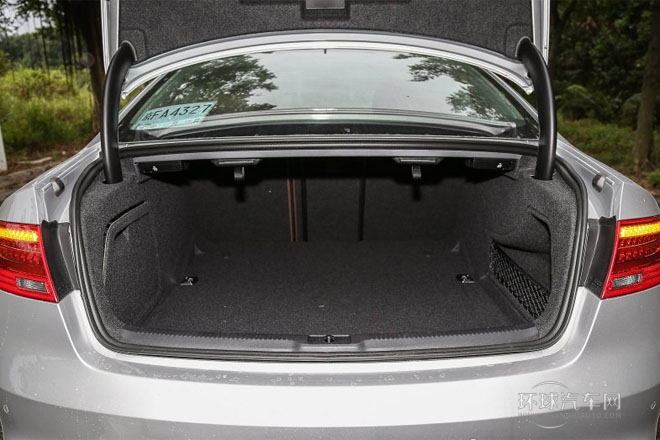 2013款 Coupe 50 TFSI quattro風(fēng)尚版