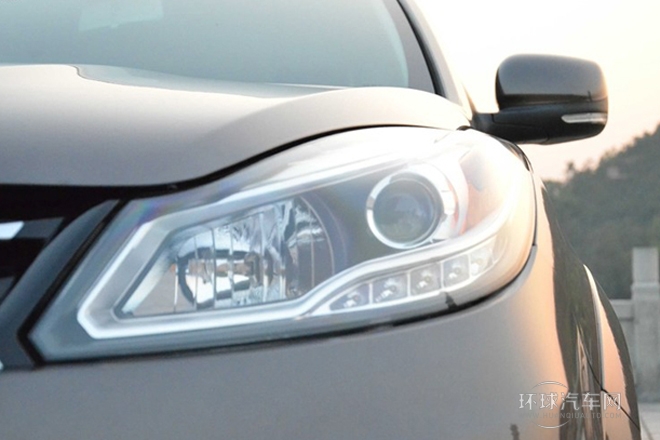 2013款 S350 2.4T 兩驅(qū)自動(dòng)柴油豪華版5座