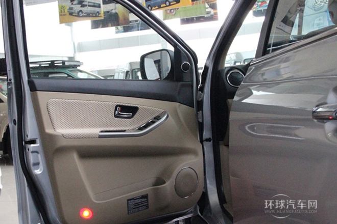 2013款 S350 2.4T 四驅(qū)特裝版