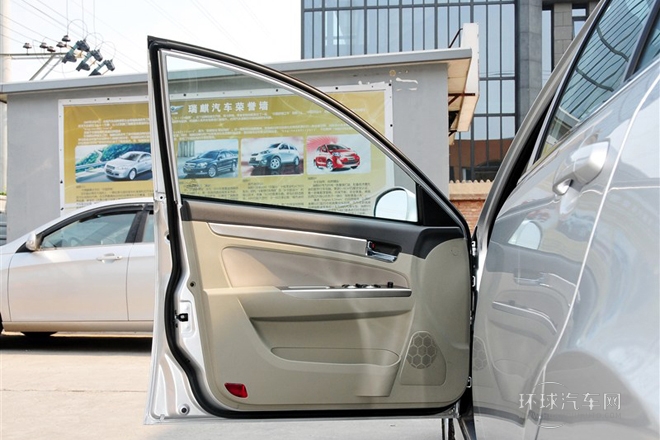 2012款 1.6L CVT豪華型