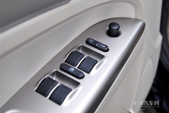 2012款 1.6L 手動舒適型