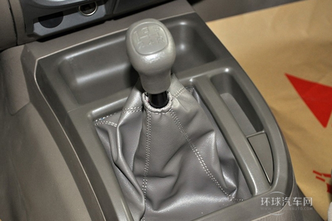 2009款 2.8T 兩驅5座LX