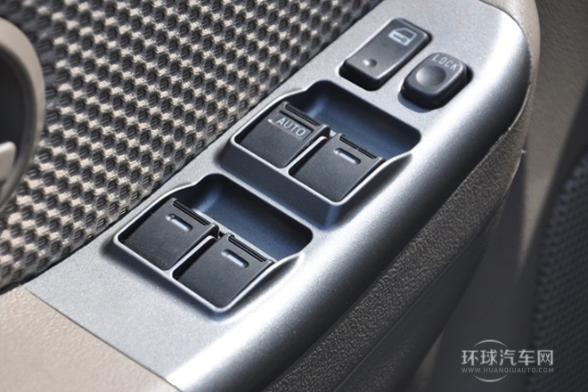 2013款 2.8T四驅舒適超值版