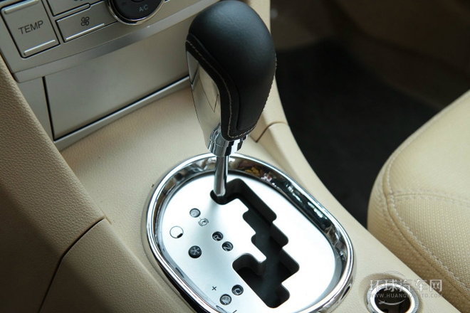 2012款 2.0T 自動豪華型