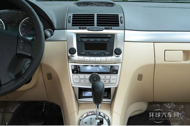 2012款 2.0T 自動豪華型