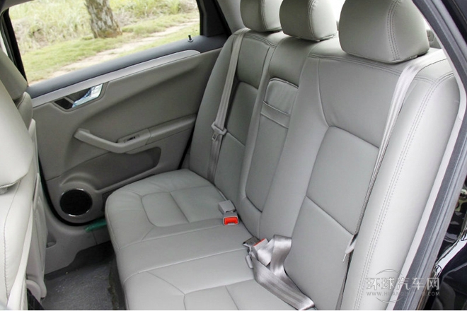 2012款 2.0T 自動尊享型