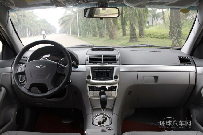 2012款 2.0T 自動(dòng)尊享型