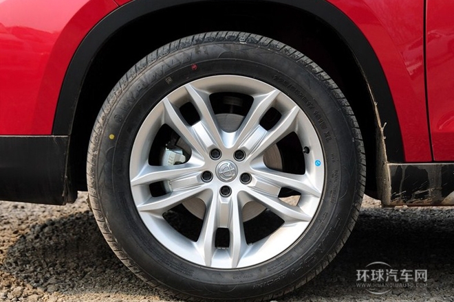 2012款 1.5T 手動(dòng)兩驅(qū)豪華型