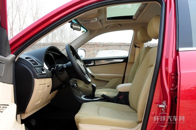 2012款 1.5T 手動兩驅(qū)豪華型