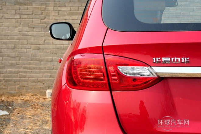 2012款 1.5T 手動兩驅豪華型