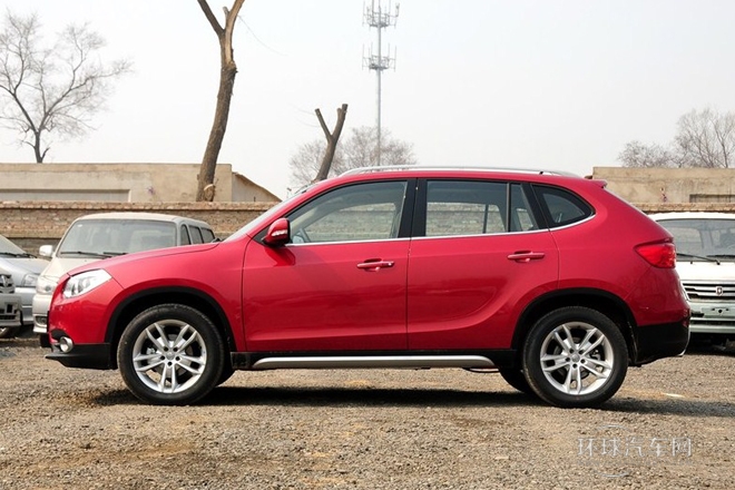 2012款 1.5T 手動兩驅豪華型