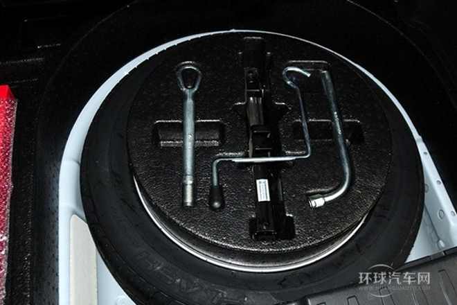 2012款 1.5T 手動兩驅運動型