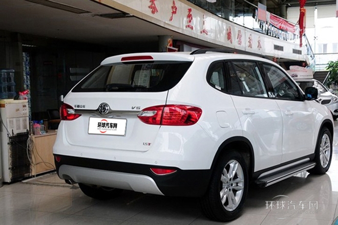 2012款 1.5T 手動兩驅(qū)運動型
