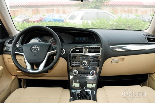 2012款 1.5T 自動(dòng)兩驅(qū)豪華型