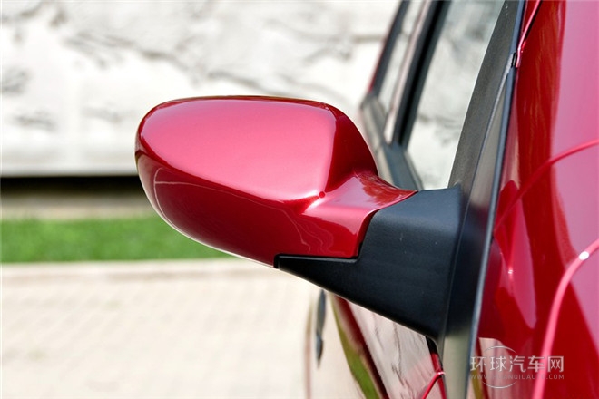 2011款 1.0L 手動傳奇版