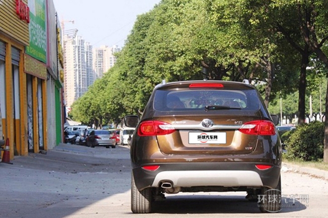 2012款 1.5T 自動四驅豪華型