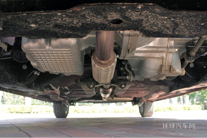 2011款 1.0L 手動智尊型