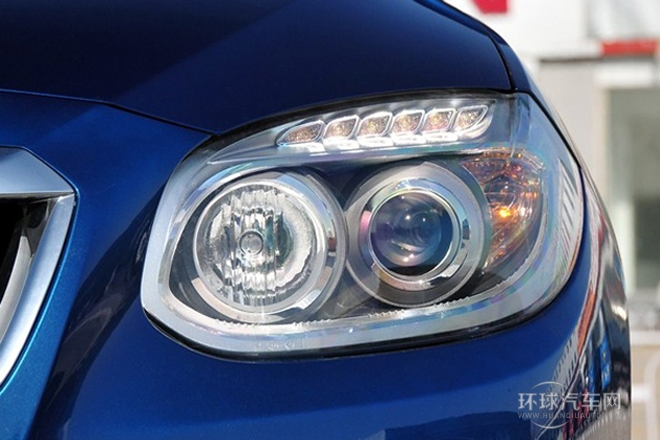 2012款 1.6L 自動豪華型