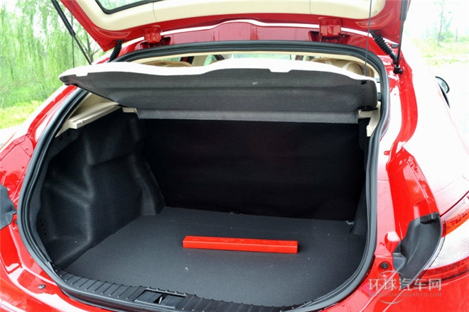 2012款 兩廂 1.6L CVT進取型