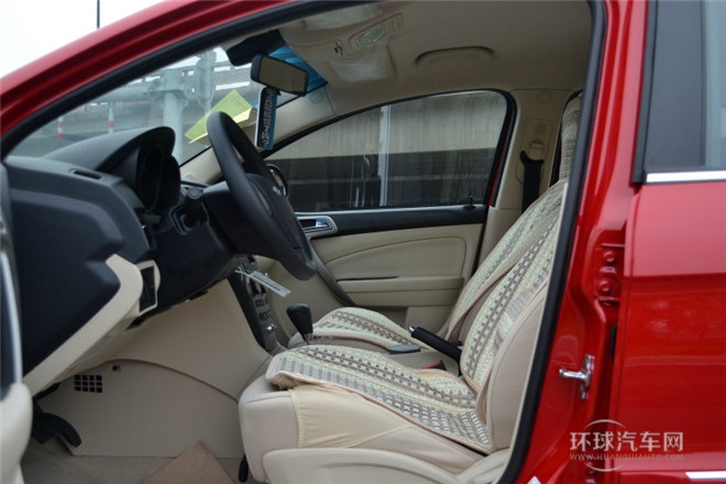 2012款 兩廂 1.6L CVT進取型