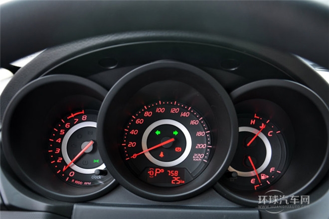 2012款 兩廂 1.6L CVT進(jìn)取型