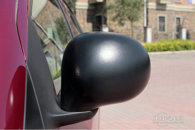 2011款 1.0L 手動智尊型