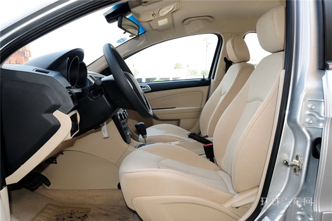 2012款 三廂 1.6L CVT進取型