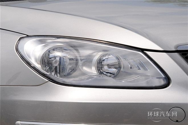 2012款 三廂 1.6L CVT進(jìn)取型