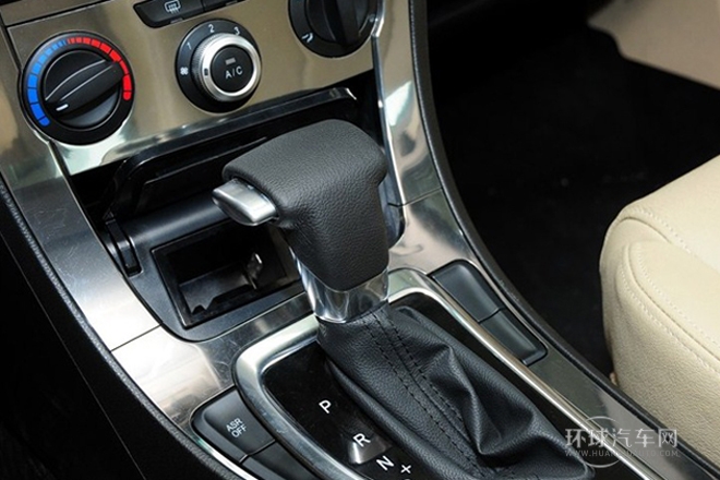 2012款 1.6L 自動尊貴型