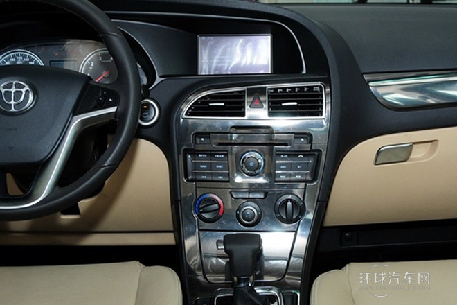 2012款 1.6L 自動(dòng)尊貴型