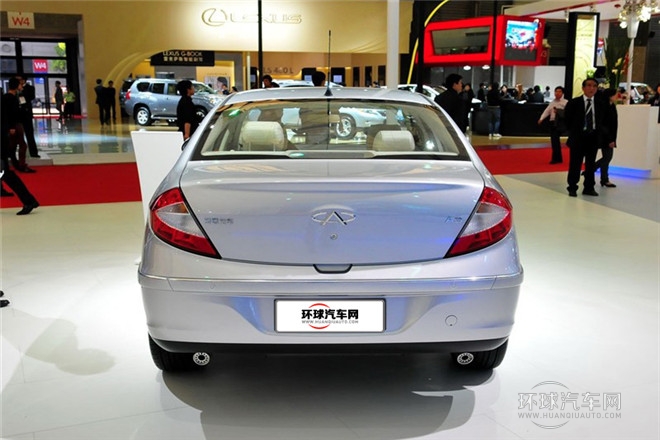 2012款 三廂 1.6L CVT尊貴型