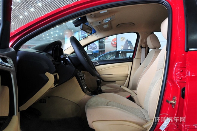 2010款 改款兩廂 1.6L 手動進取型