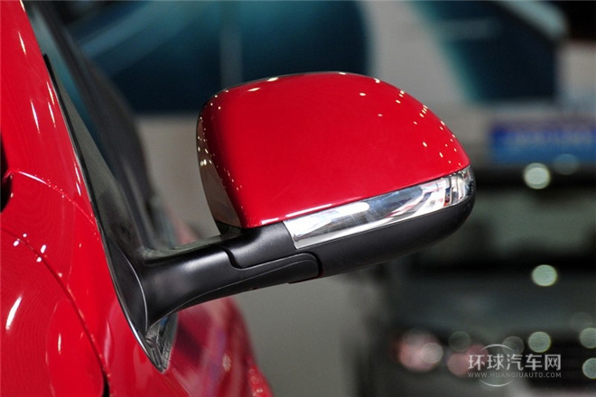 2010款 改款兩廂 1.6L 手動(dòng)進(jìn)取型