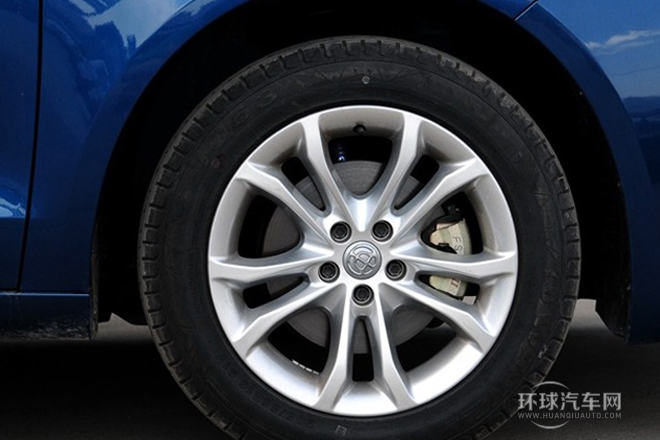 2011款 1.6L 手動(dòng)豪華型