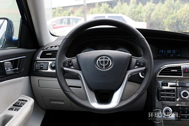 2011款 1.6L 手動(dòng)豪華型