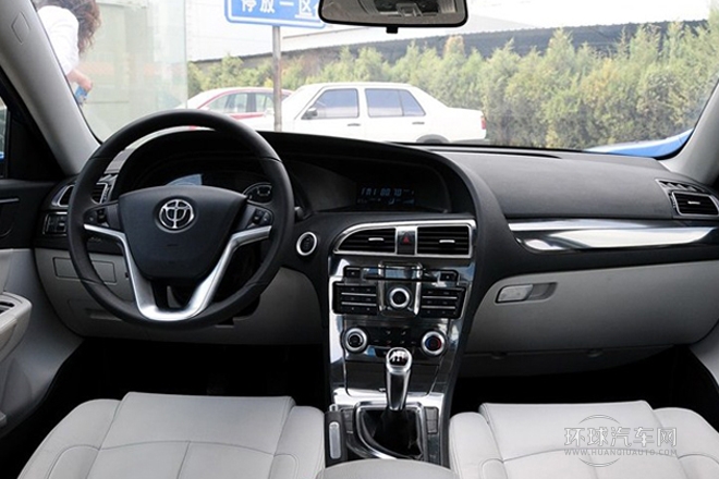 2011款 1.6L 手動豪華型