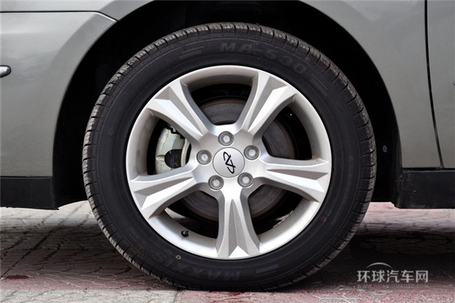 2010款 改款三廂 1.6L 手動進取型