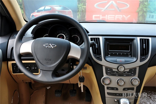 2010款 改款三廂 1.6L 手動進取型