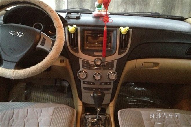 2010款 改款三廂 1.8L 自動進取型